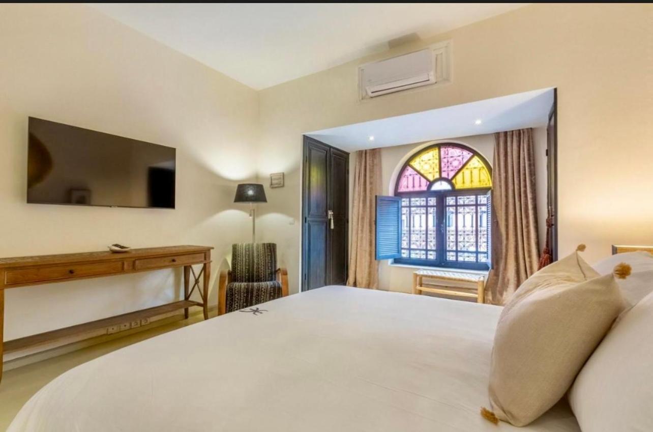 "Le 21", Exclusive Luxury Duplex 400M From Jemaa El Fna Place -Hammam-Jacuzzi-Koutoubia View-Roof Terrace -Speed Wifi Marrakesh Esterno foto